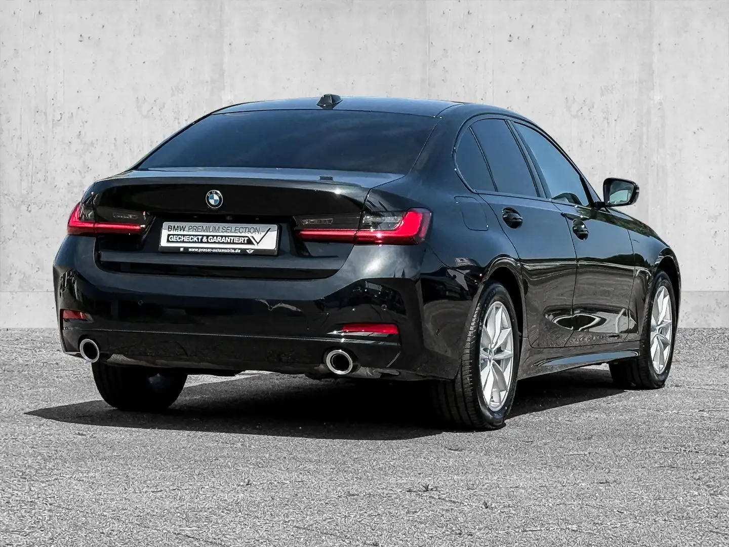 BMW 320 i INNO-PAKET+COMFORT-PAKET+ELEKT. SPORTSITZE+HUD+L Schwarz - 2