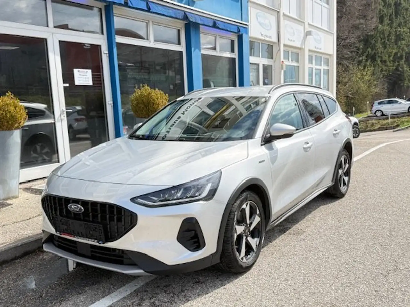 Ford Focus Active X Silber - 2