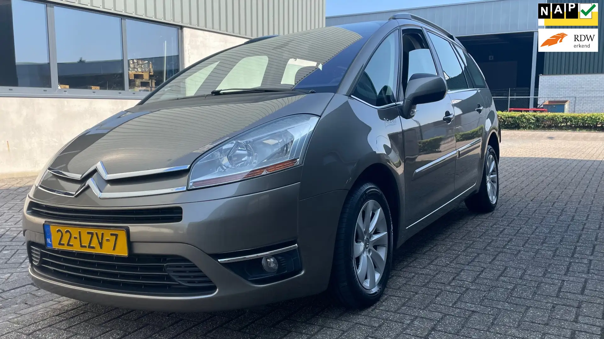 Citroen Grand C4 Picasso 1.6 VTi Business 7p.CR CR KLMA CTR NWE BANDEN LMV Коричневий - 1