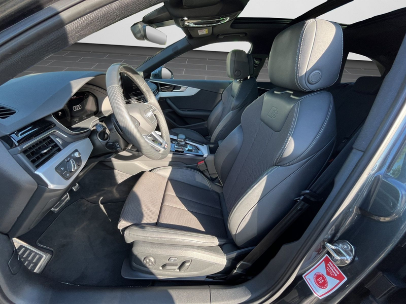 Audi A4 40 TDI S line Navi, Matrix-LED, RFK, B& — photo 12
