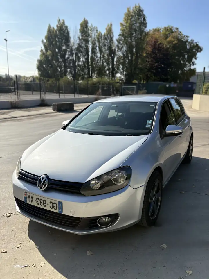 Volkswagen Golf 1.6 TDI 105 FAP CR BlueMotion Confortlin