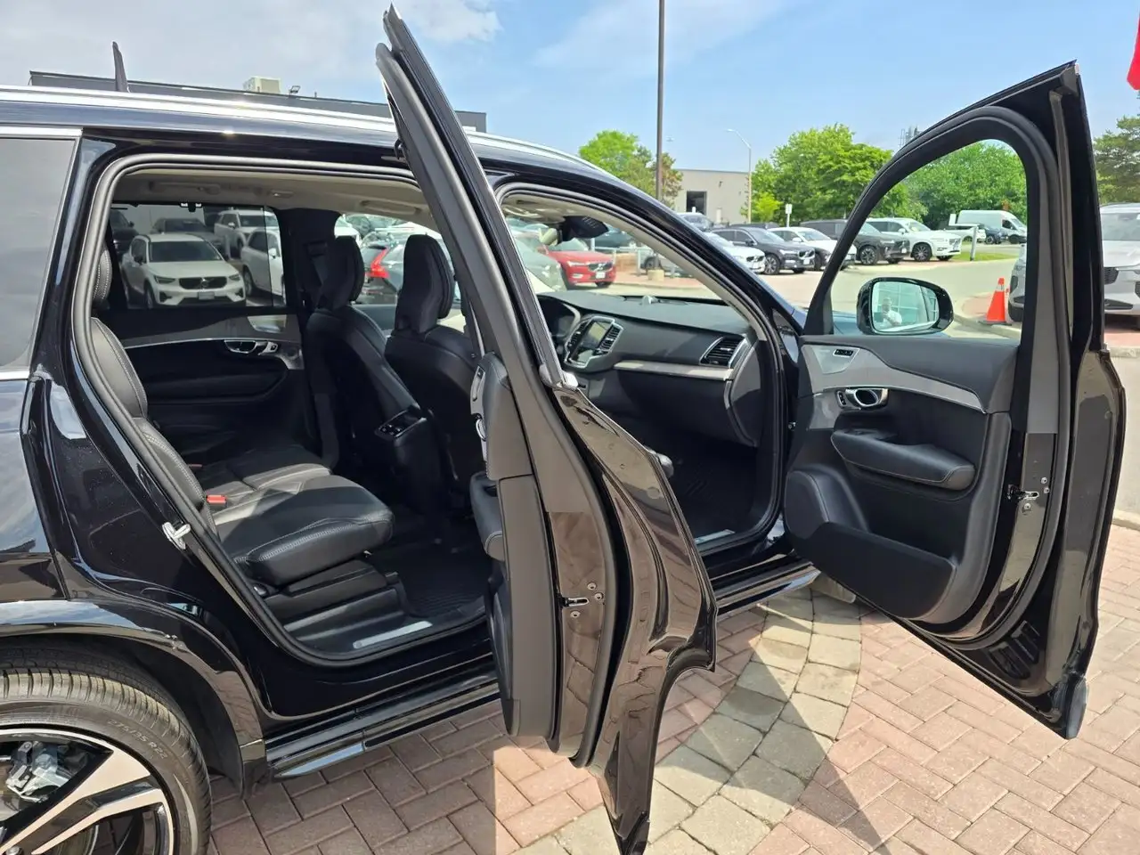Volvo XC90 снимка Volvo XC90