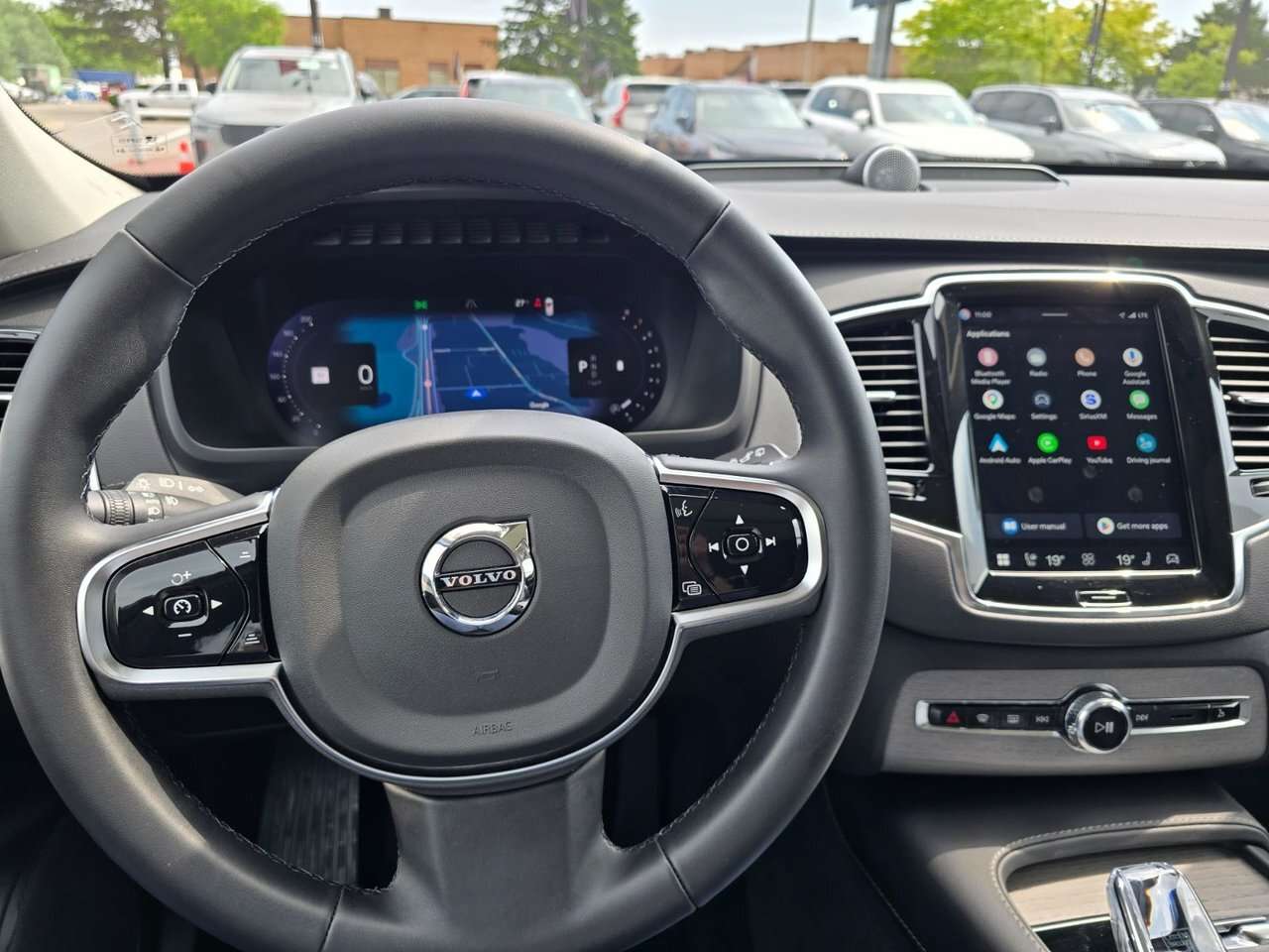 2025 Volvo XC90 UP TO *5YR/UNLIMITED KM WARRANTY... thumb 30