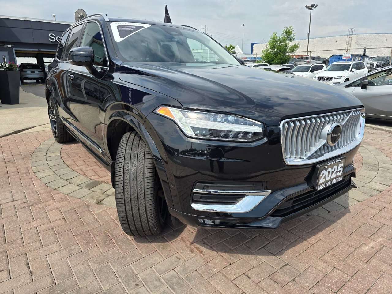 2025 Volvo XC90 UP TO *5YR/UNLIMITED KM WARRANTY... thumb 6