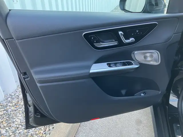 Mercedes-Benz GLC 220 d 4MATIC Coupé LED PTS Cam Pano SHZ  Keyl Ansicht 11