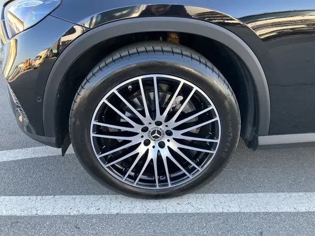 Mercedes-Benz GLC 220 d 4MATIC Coupé LED PTS Cam Pano SHZ  Keyl Ansicht 13