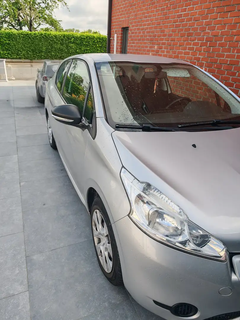 Peugeot 208 1.2i Access - 2