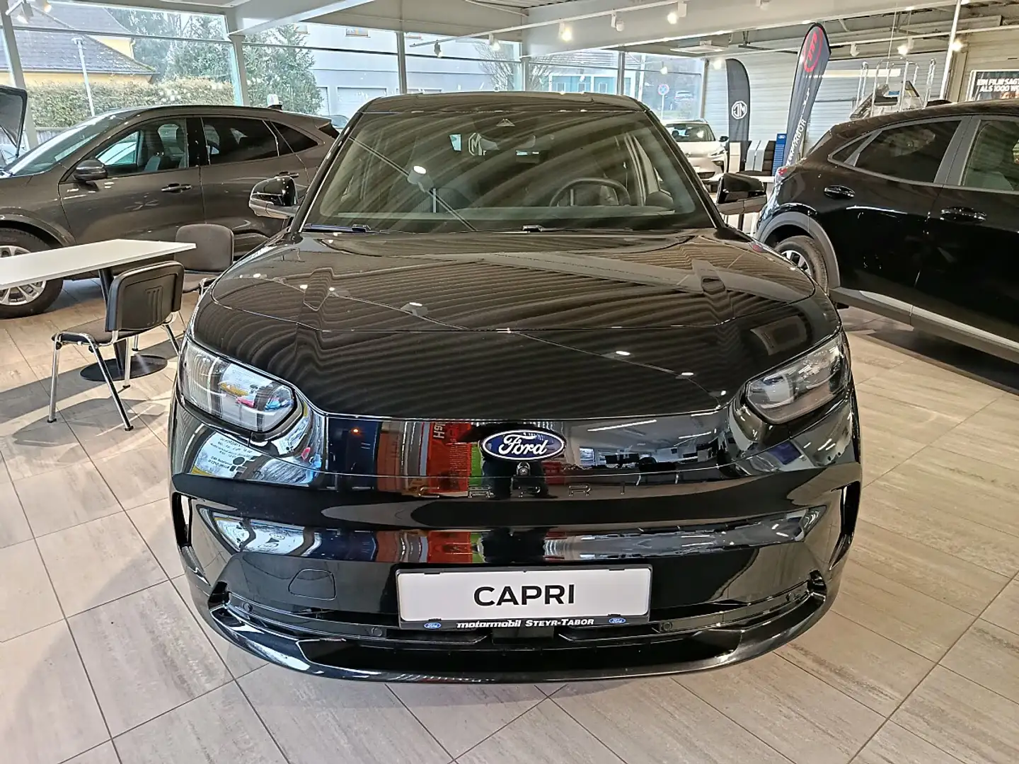Ford Capri Elektro 77kWh Extended Range Select Schwarz - 2