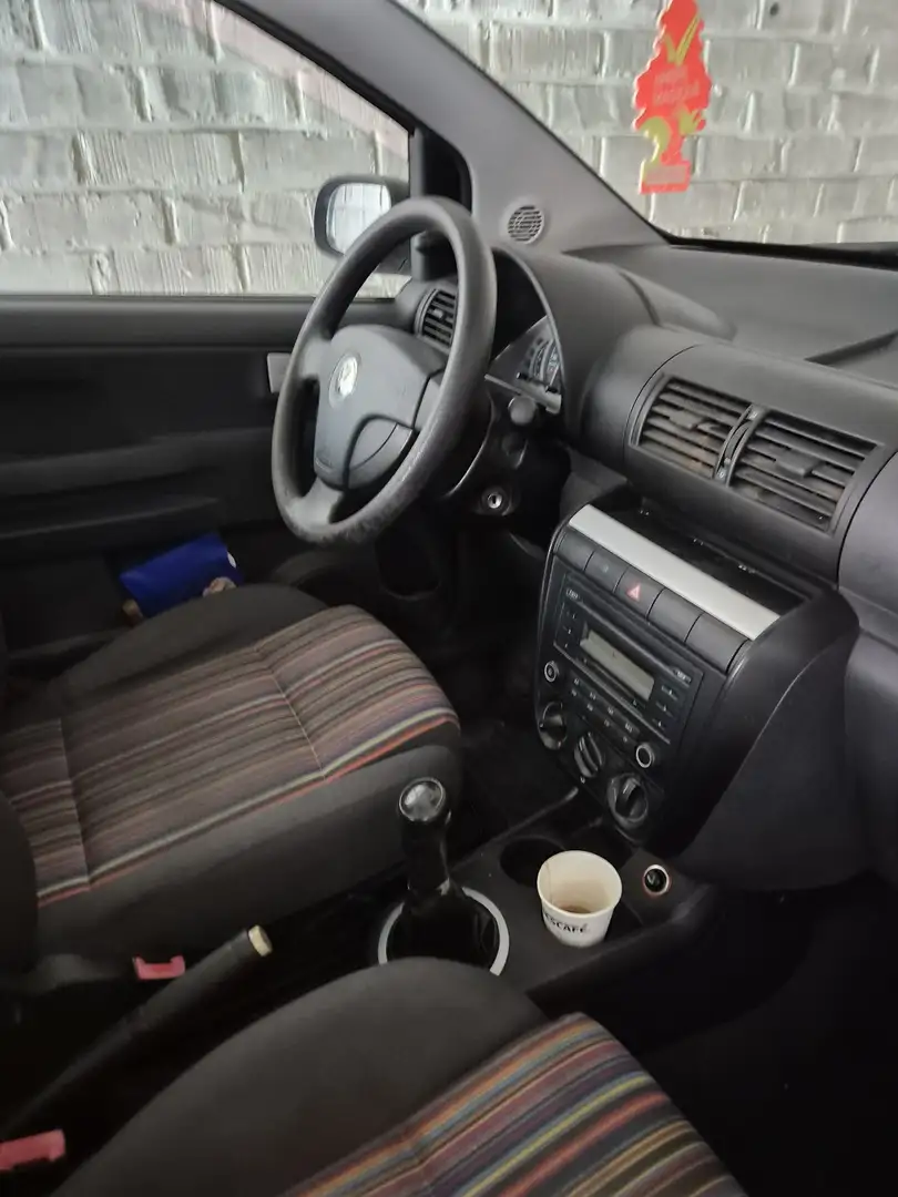 Volkswagen Fox - 2