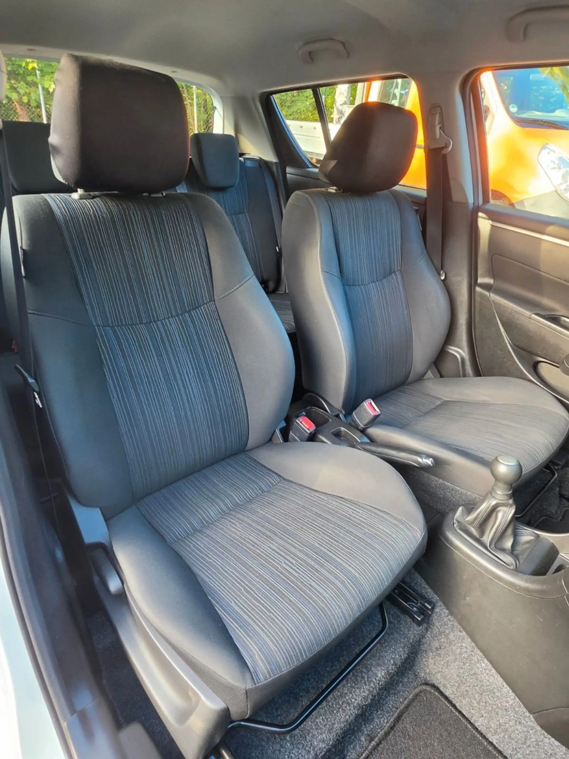 Suzuki Swift Club 4x4*SHZ*AHK* — photo 11