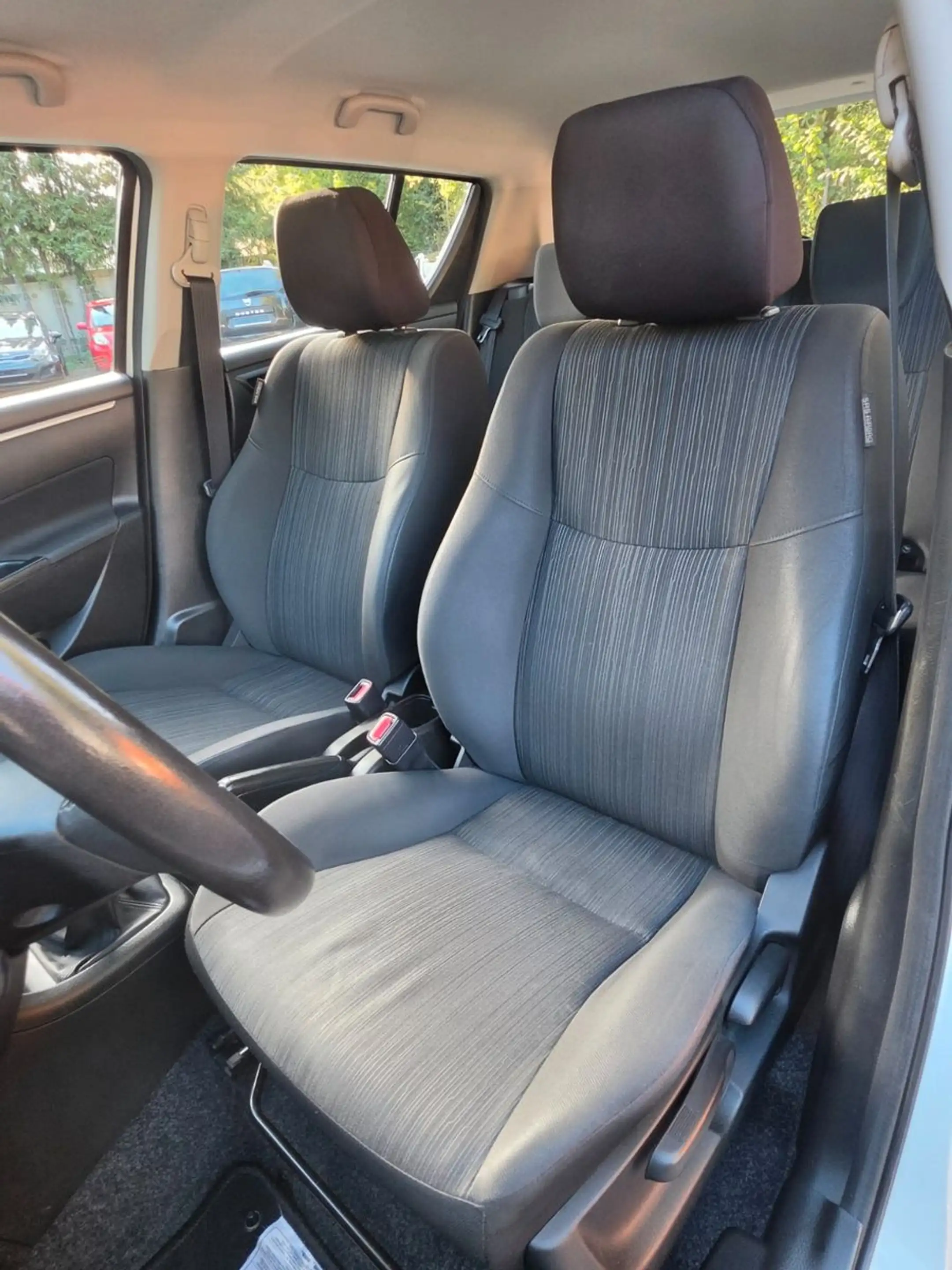 Suzuki Swift Club 4x4*SHZ*AHK* — photo 10