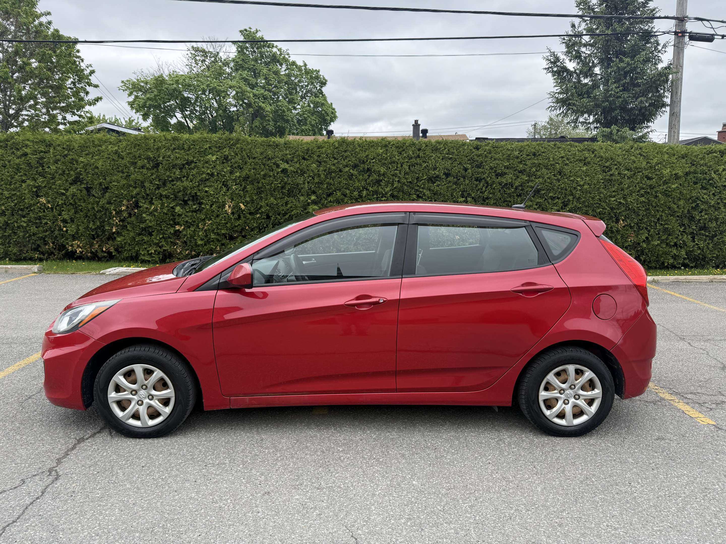 2013 Hyundai ACCENT Hatchback