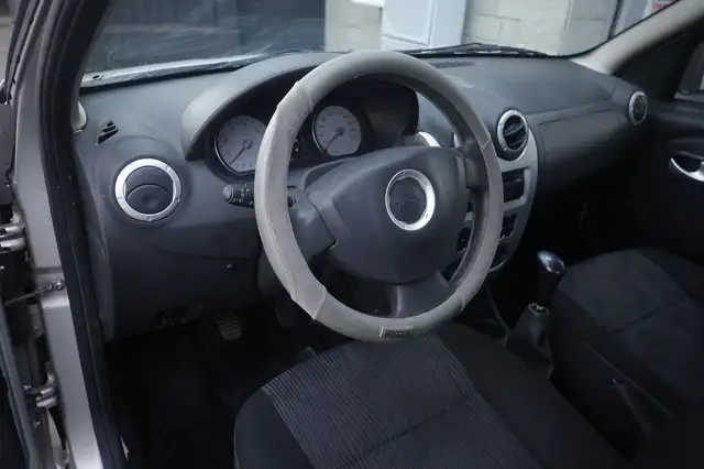 Dacia Sandero view 14