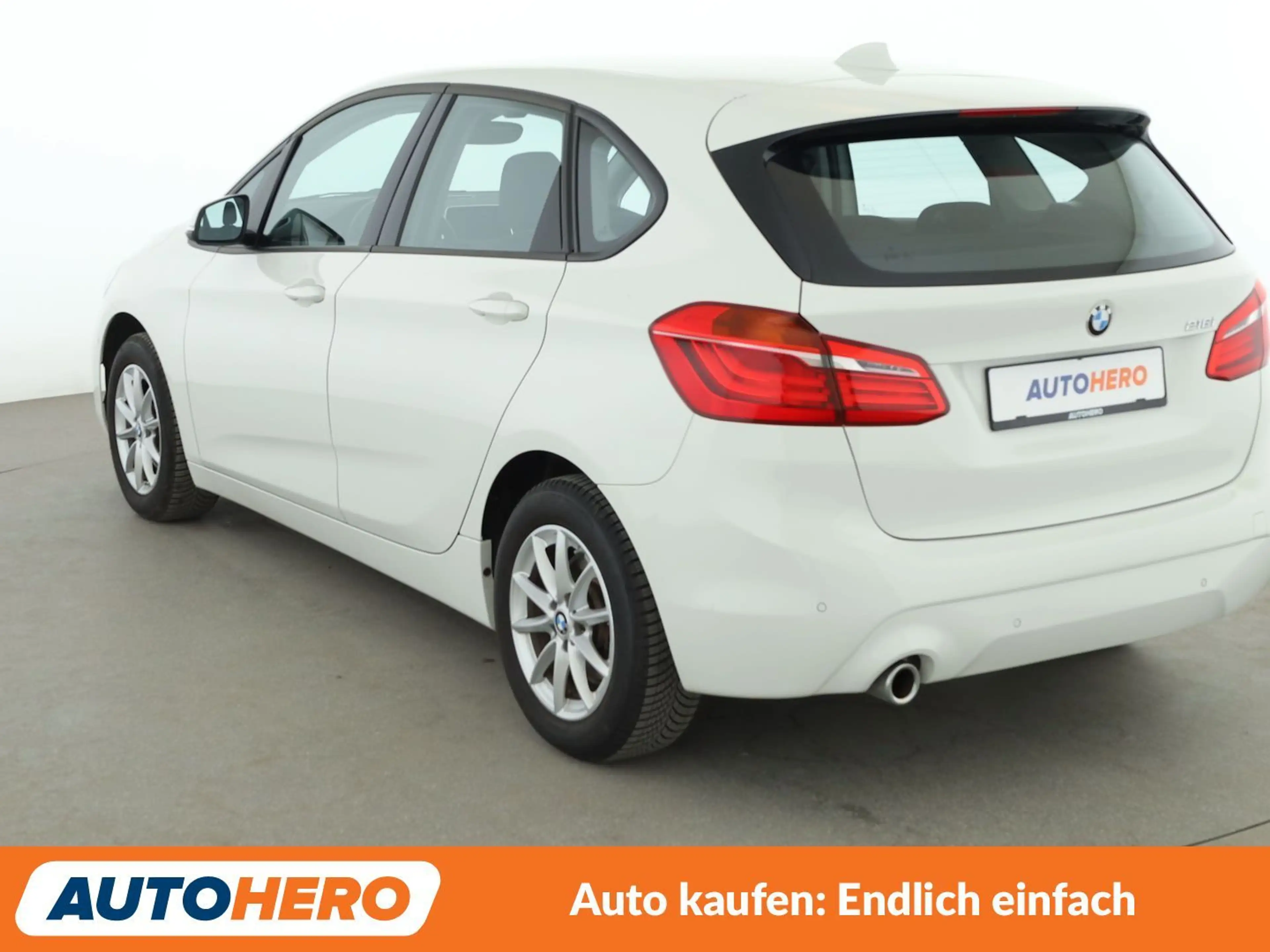 BMW 216 216i Active Tourer Advantage*NAVI*TEMPO*PDC*SHZ* — photo 4