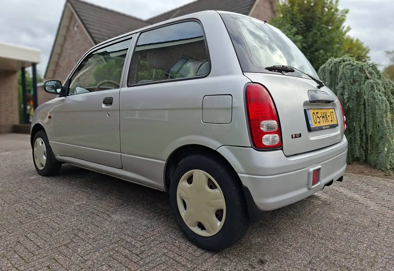 Daihatsu Cuore 1.0-12V XTi, foto 5