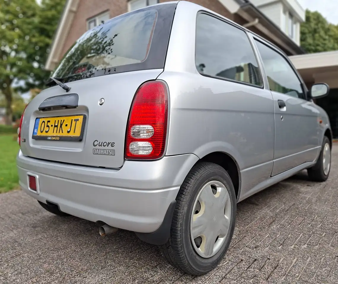 Daihatsu Cuore 1.0-12V XTi, foto 4