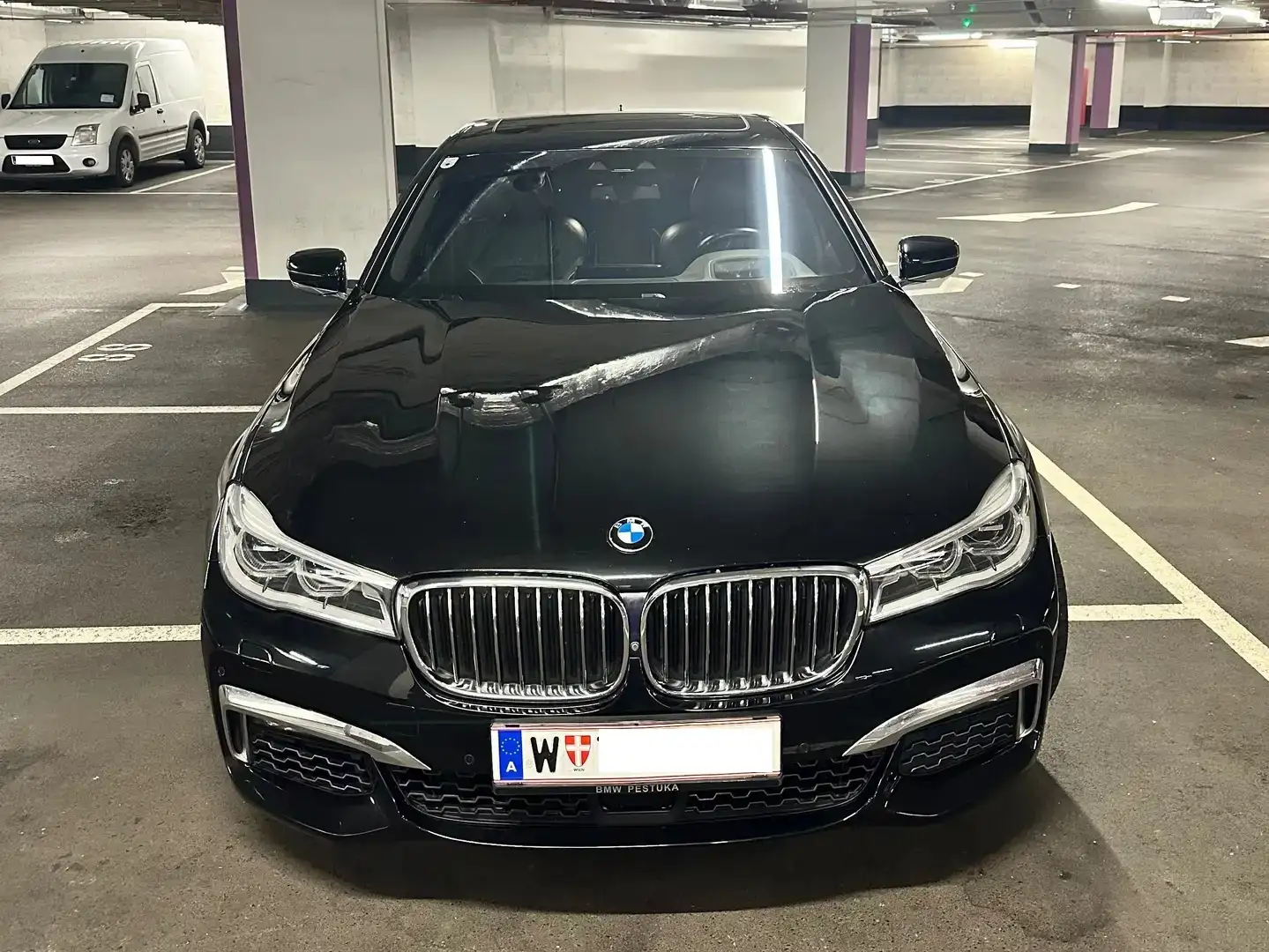 BMW 750 750d xDrive Aut. M Paket Schwarz - 2