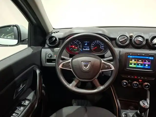 Dacia Duster view 5