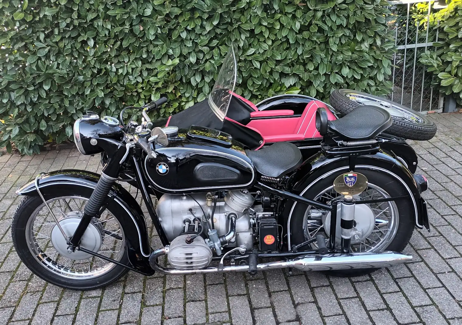 BMW R 67 BMW R67/3  - Sidecar SPEZIAL BMW Schwarz - 1