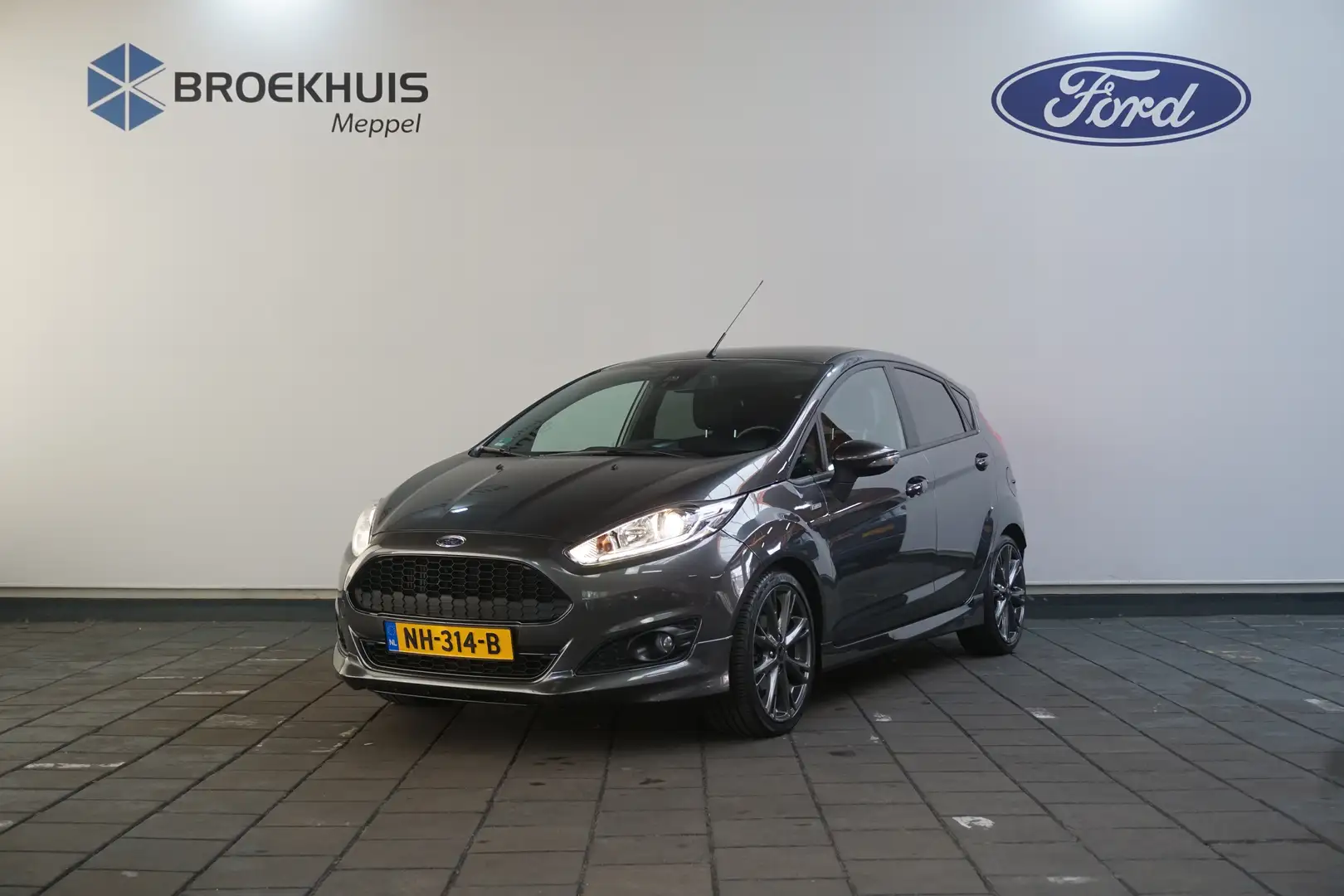 Ford Fiesta 1.0 EcoBoost ST Line | Achterspoiler | Airco (auto Grijs - 2