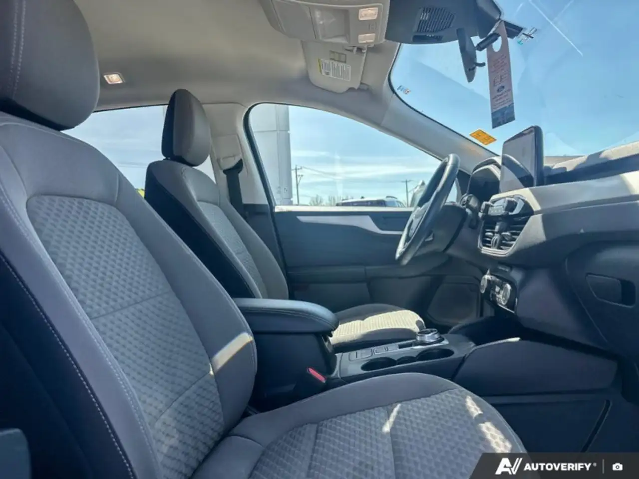 Ford Escape снимка Ford Escape