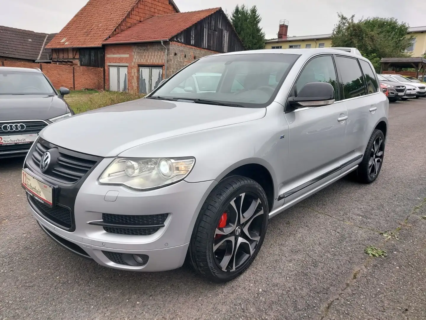 Volkswagen Touareg R-Line V6 3.L TDI Bi-Xenon Leder Navi Silber - 1