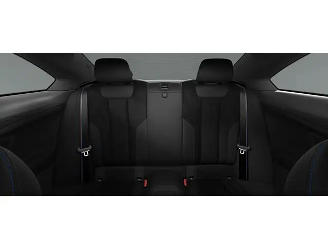 BMW M2 view 6