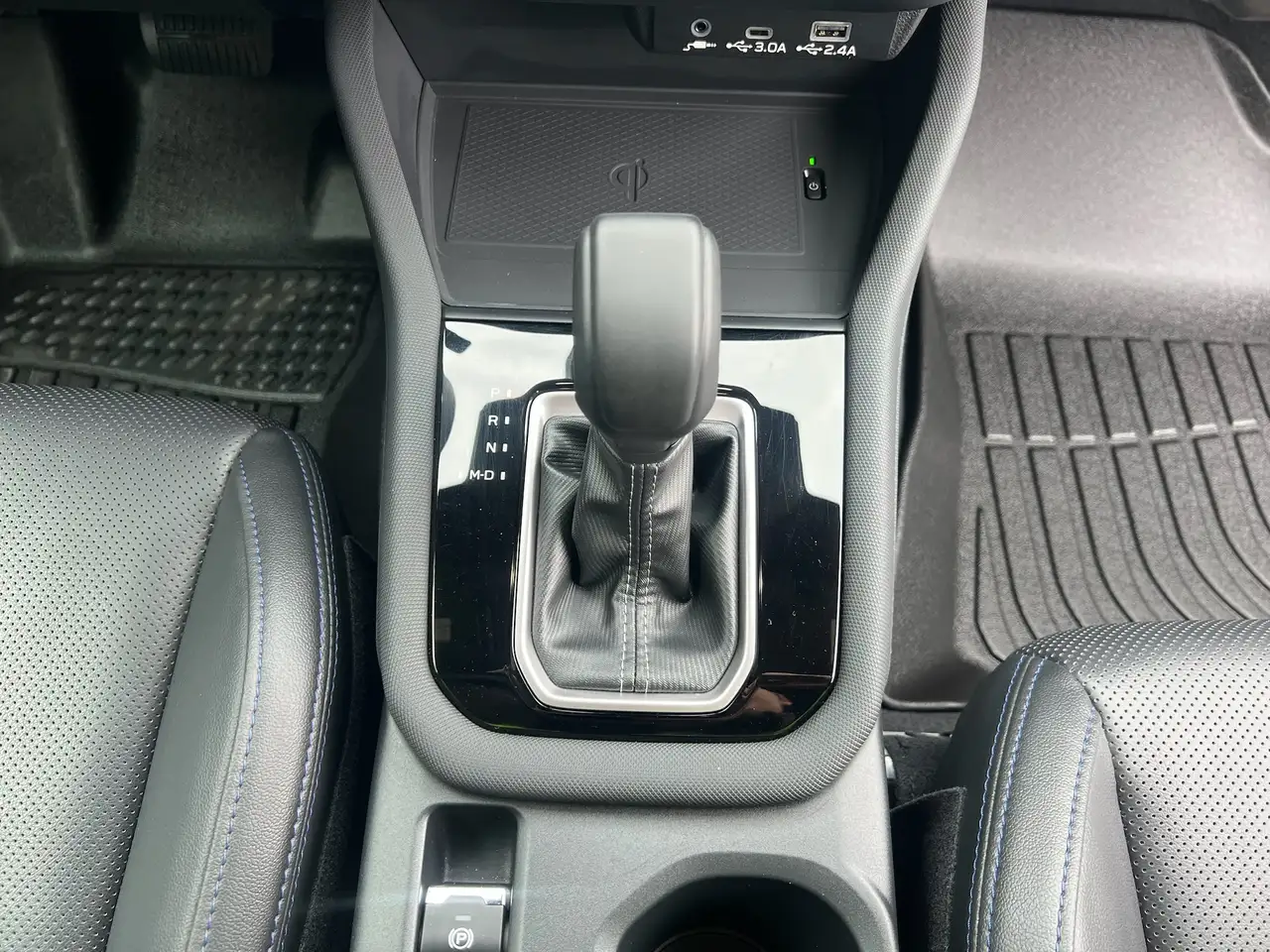 Subaru Forester снимка Subaru Forester