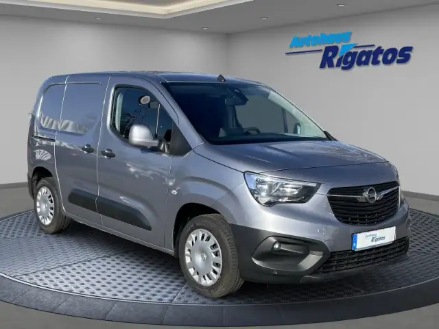 Opel Combo E Cargo 1.5 D, Edition, Navi, Einparkhilfe