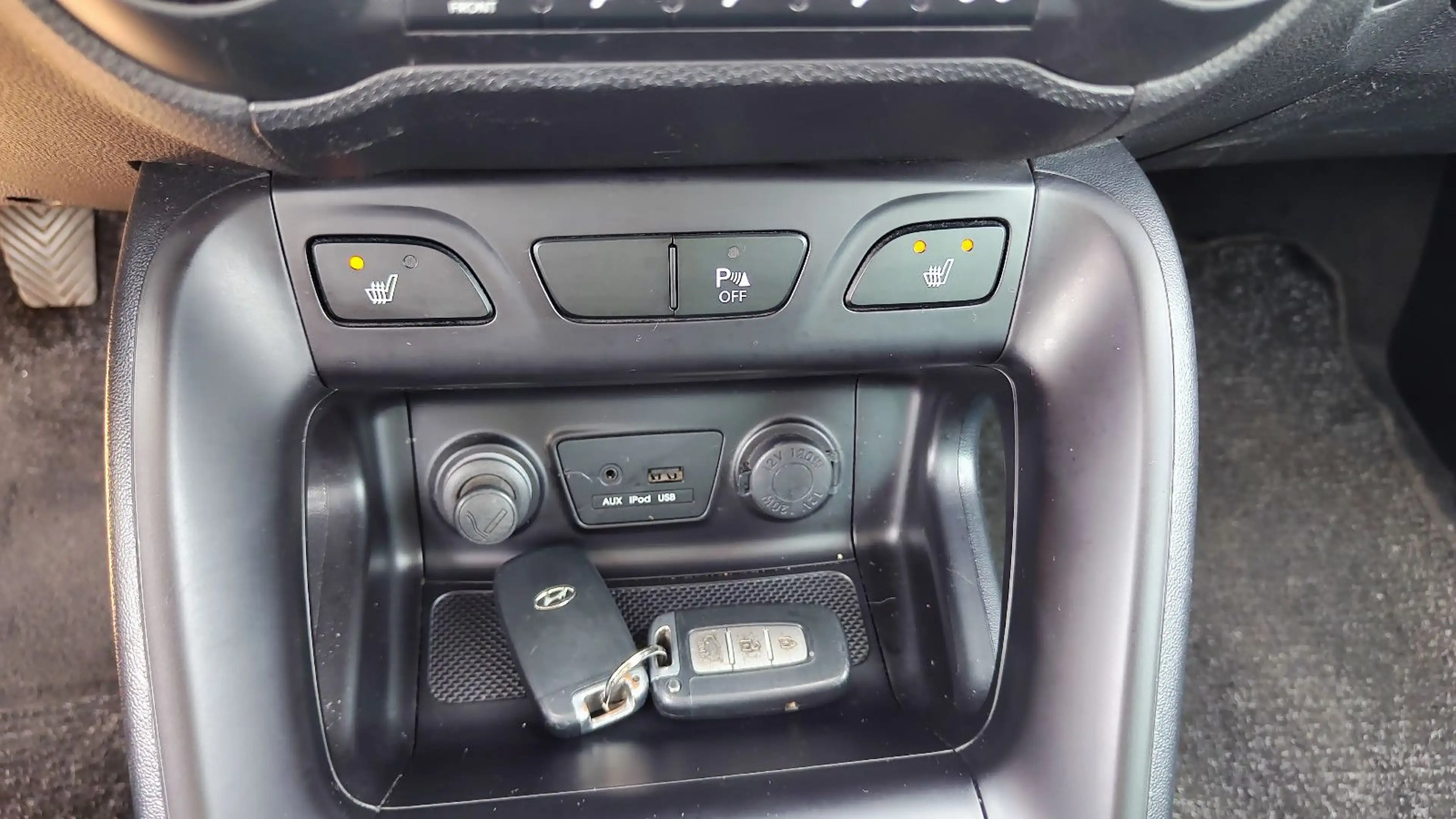Hyundai iX35 Style AWD 4x4 Leder* AHK* 4x Sitzheizung* — photo 28