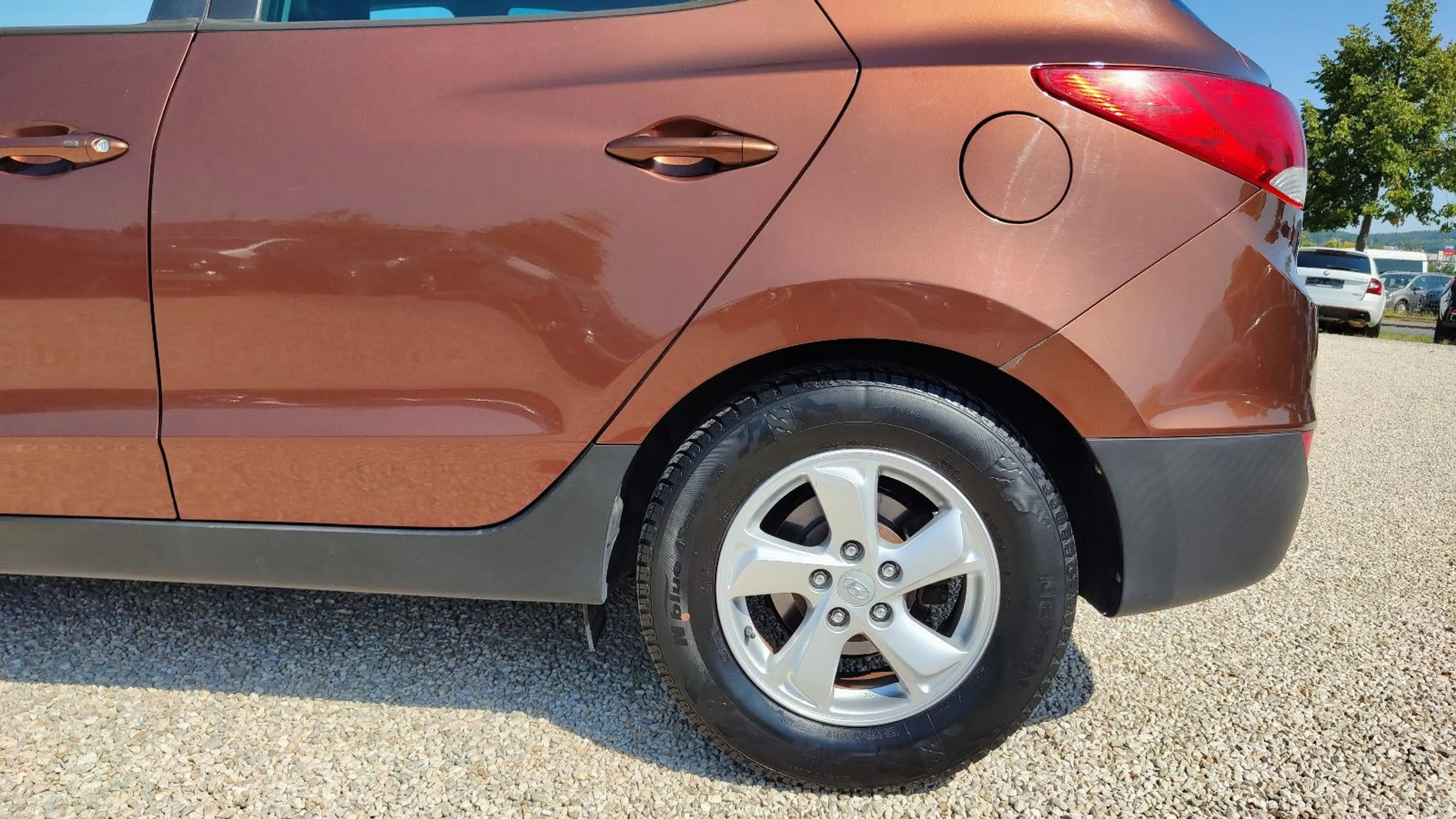 Hyundai iX35 Style AWD 4x4 Leder* AHK* 4x Sitzheizung* — photo 6