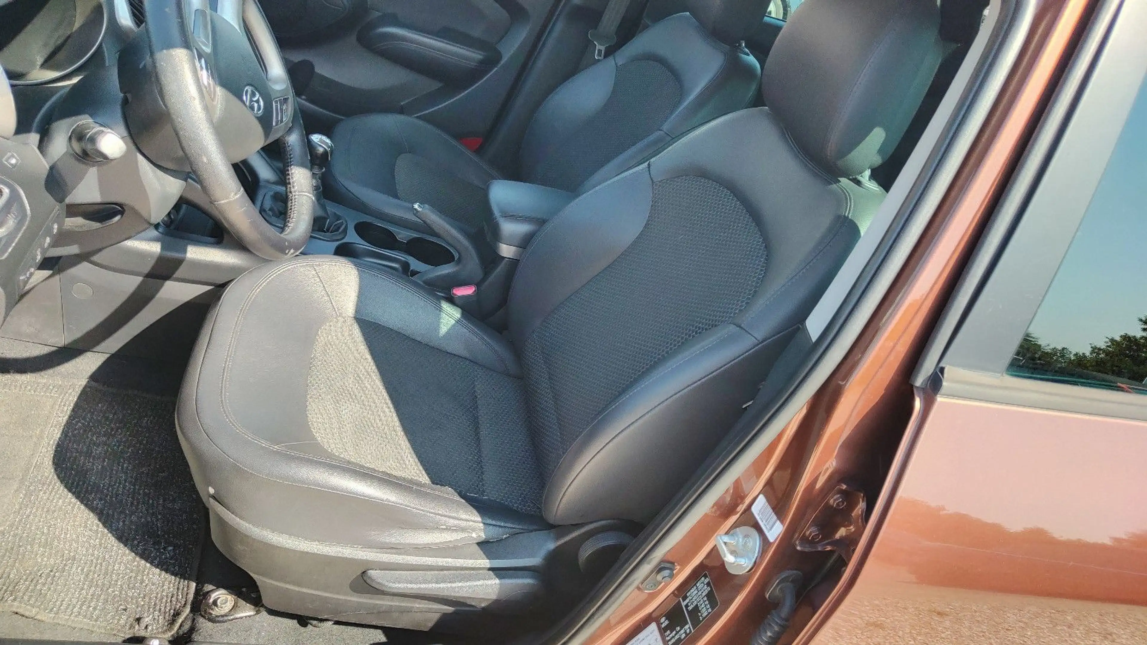 Hyundai iX35 Style AWD 4x4 Leder* AHK* 4x Sitzheizung* — photo 20