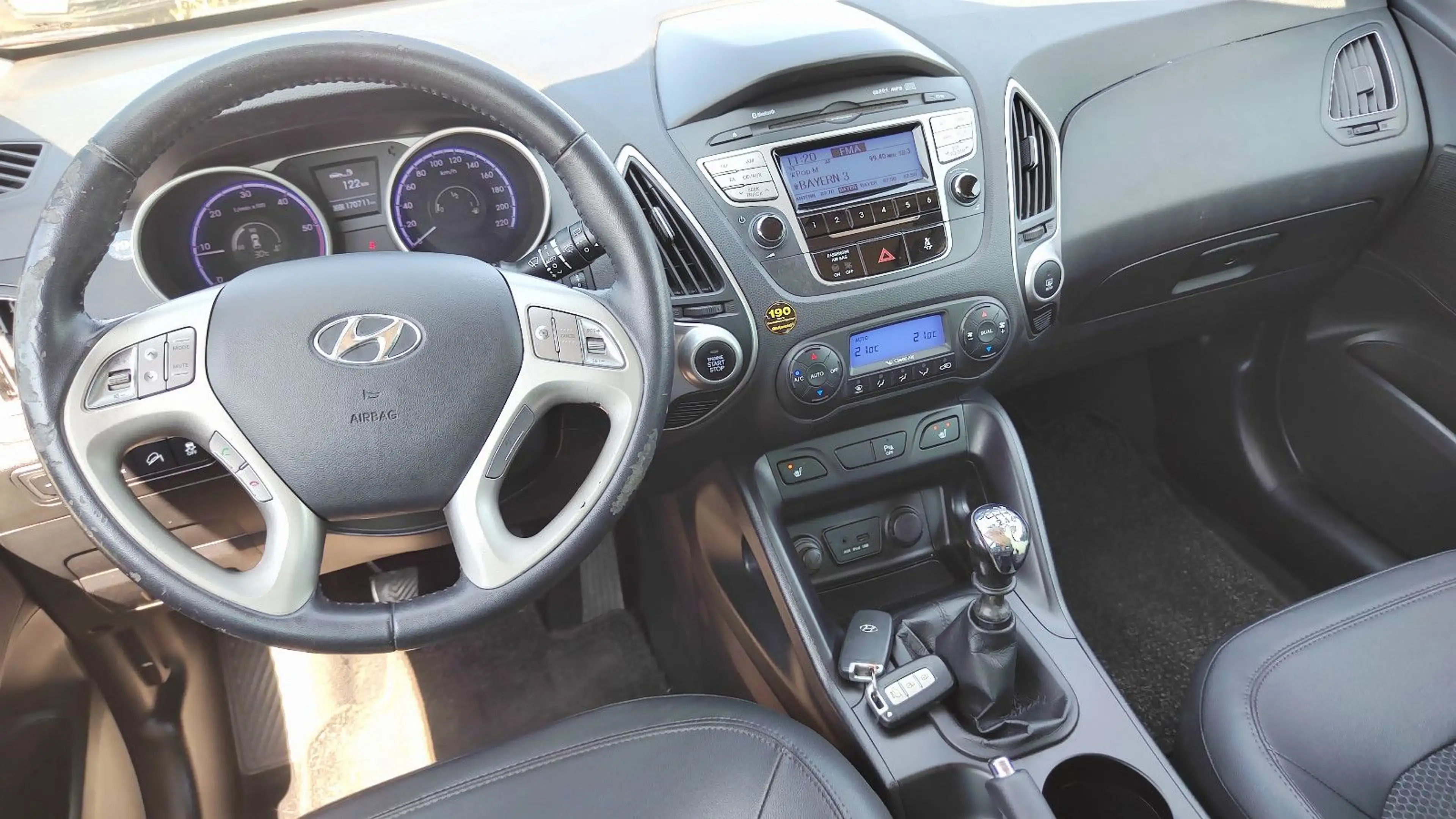 Hyundai iX35 Style AWD 4x4 Leder* AHK* 4x Sitzheizung* — photo 25