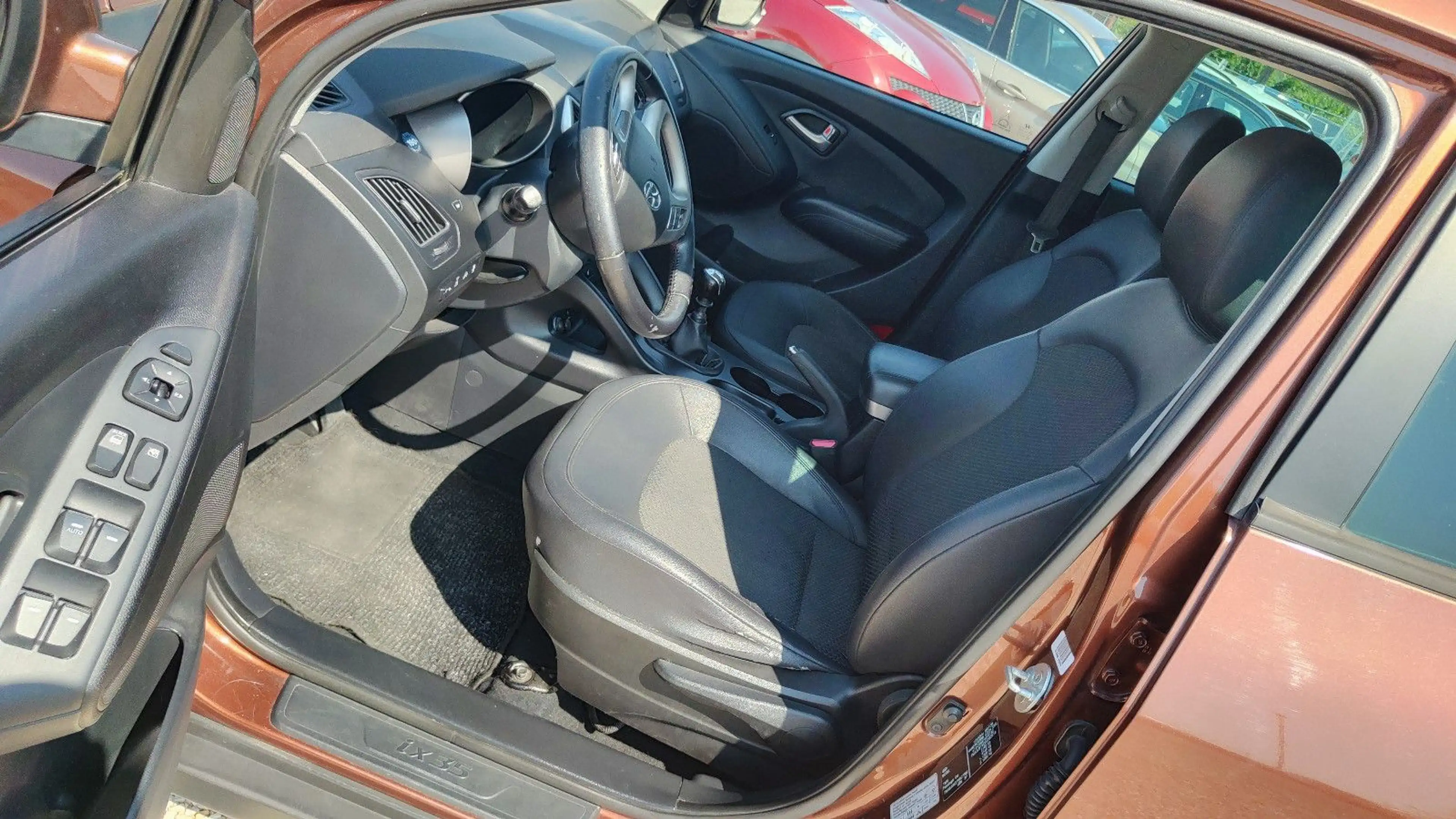 Hyundai iX35 Style AWD 4x4 Leder* AHK* 4x Sitzheizung* — photo 19