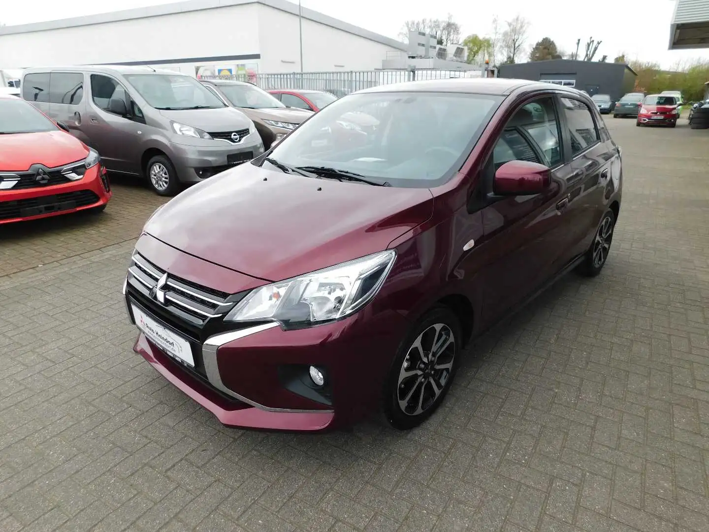 Mitsubishi Space Star Spirit+ 1.2 CVT Piros - 1