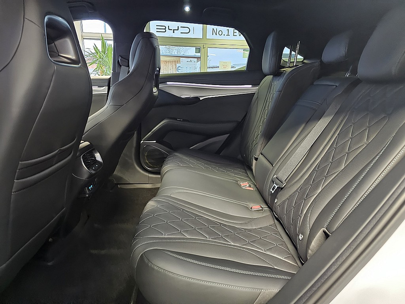 BYD Sealion 7 Comfort Österreich Paket 82.5 kWh — photo 11