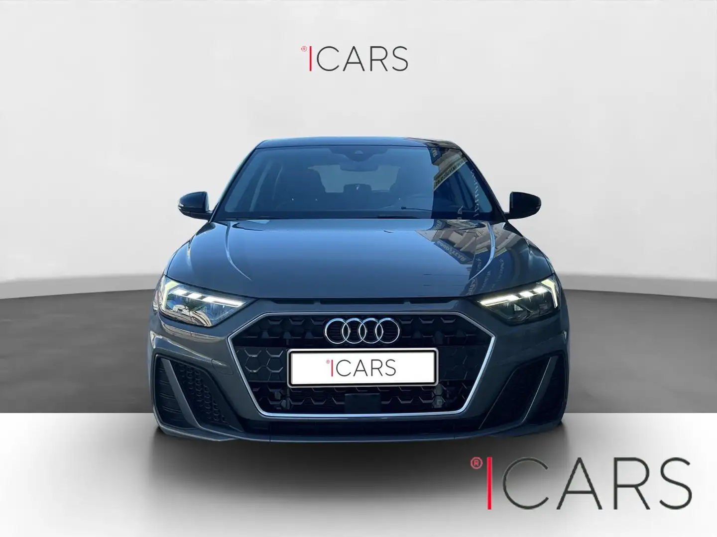 Audi A1 Sportback 1.0 TFSI Adrenalin2 Gris - 2