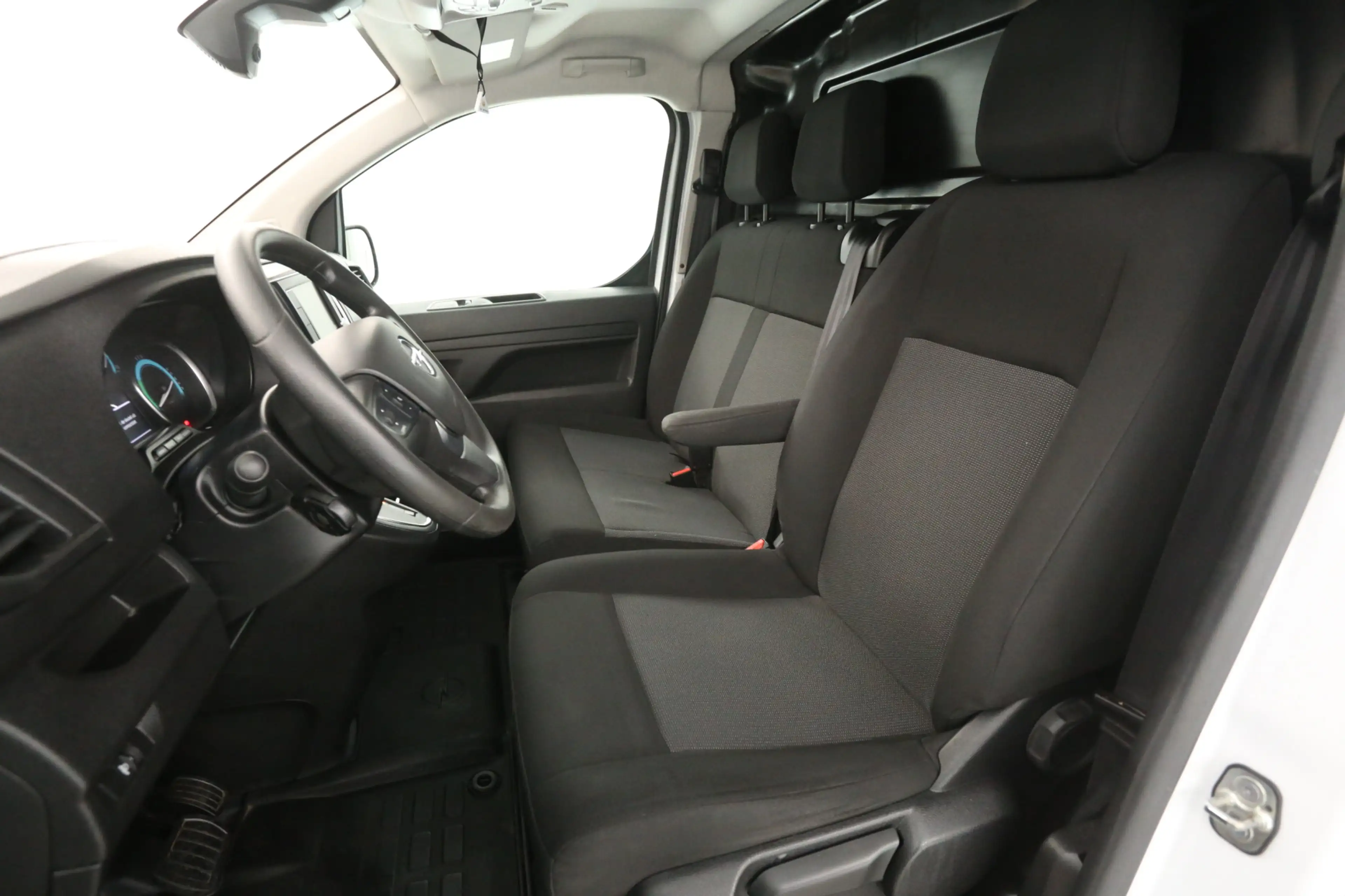 Opel Vivaro-e 75 kWh L3H1 | Snelladen | SOH 93% | Airco | Camera — photo 11