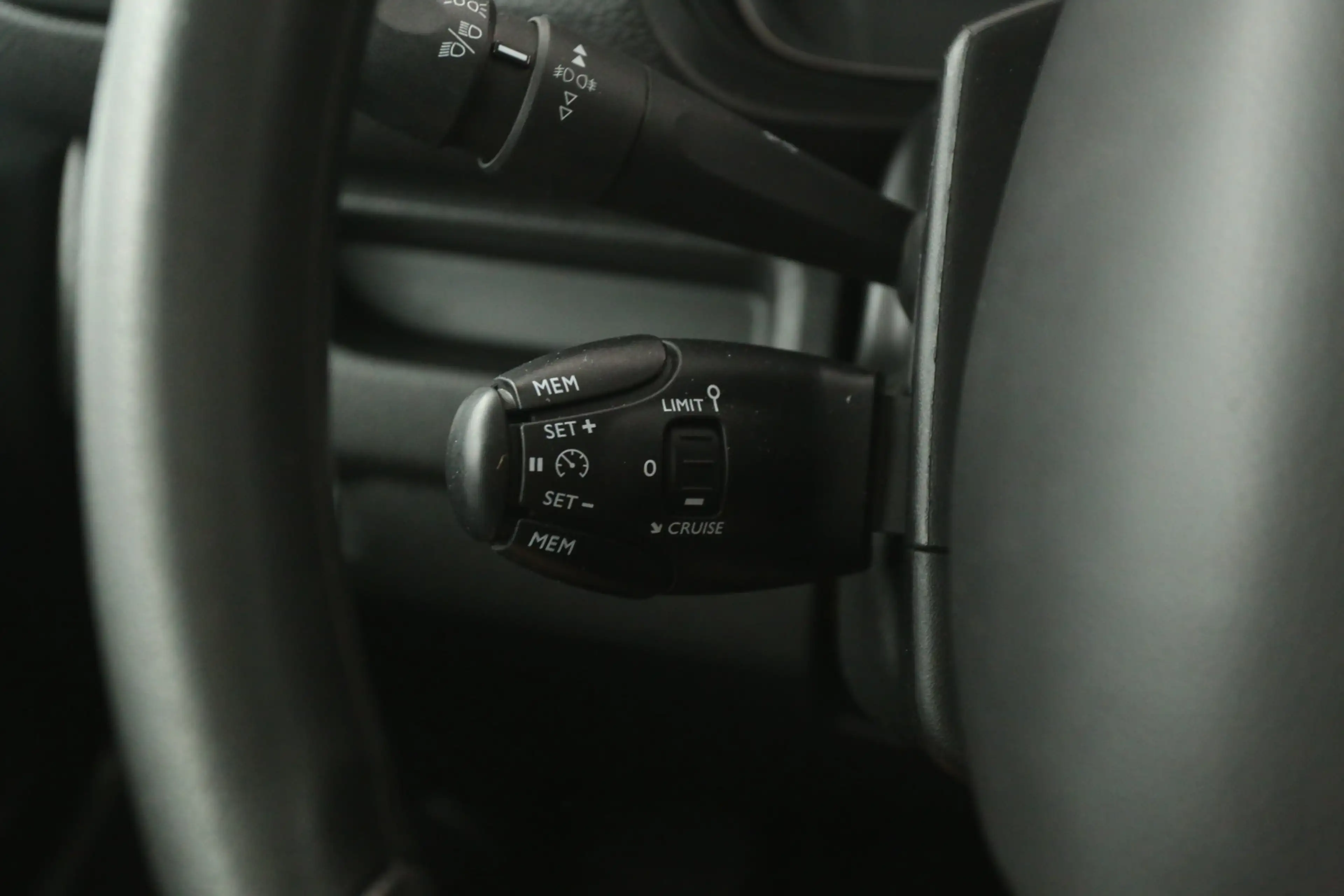 Opel Vivaro-e 75 kWh L3H1 | Snelladen | SOH 93% | Airco | Camera — photo 17