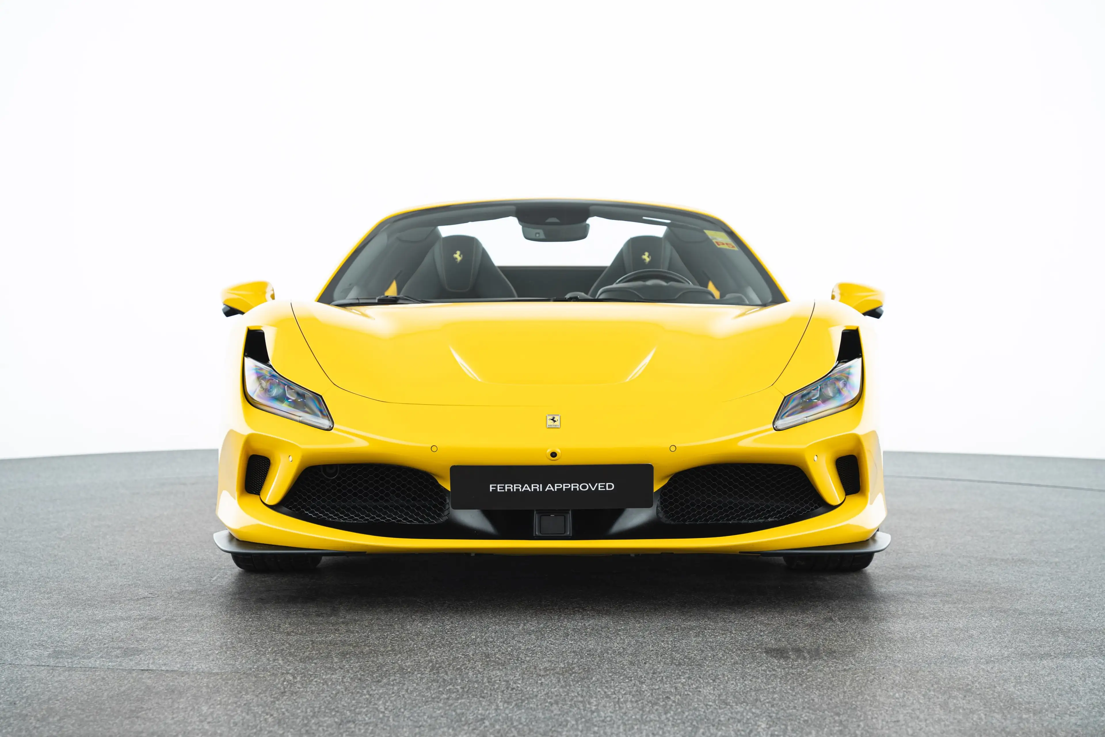 Ferrari F8 Spider FERRARI SINGEN — photo 2