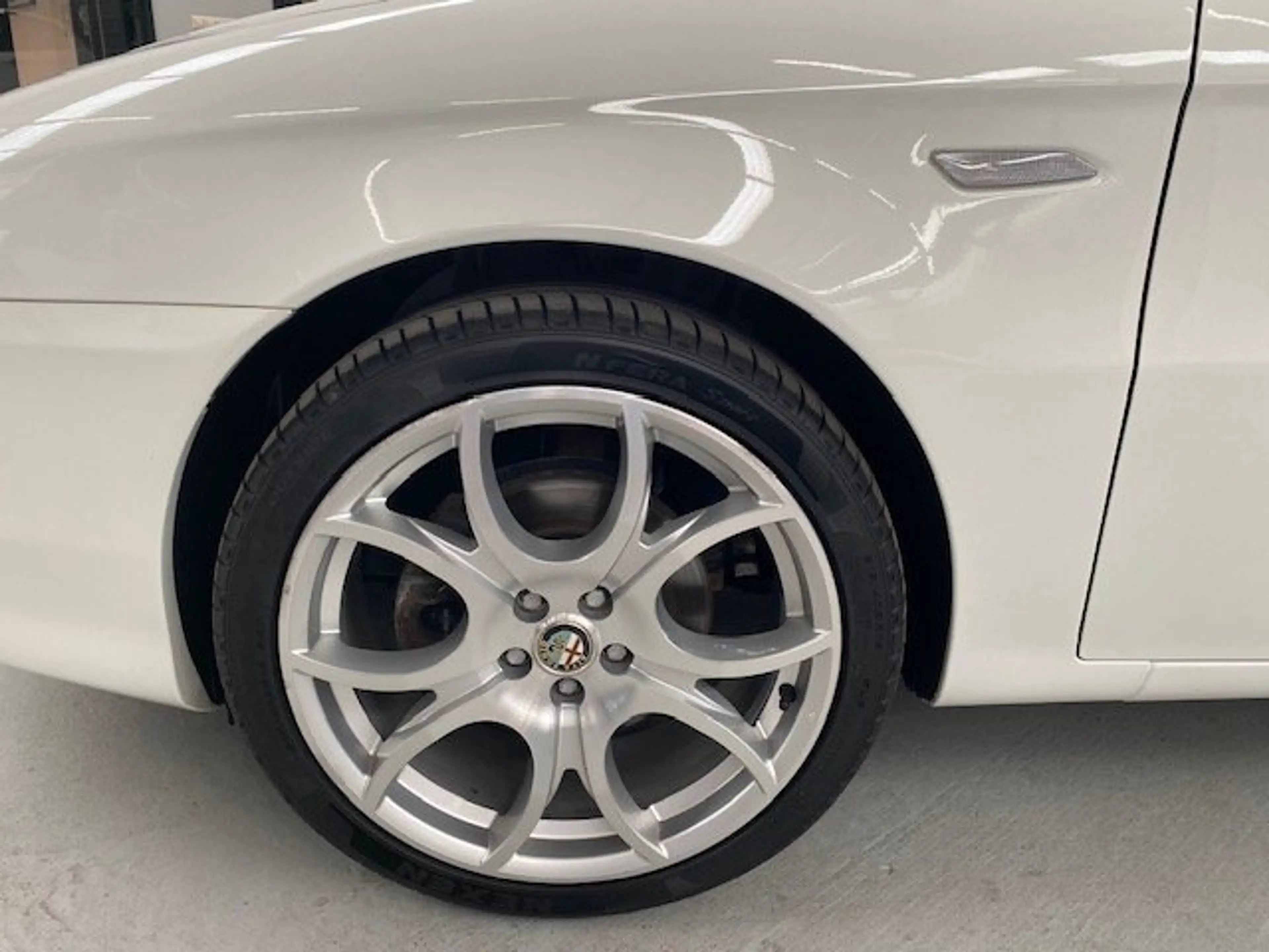 Alfa Romeo 147 1.6 TS Veloce Quadrifoglio 120 PK — photo 6
