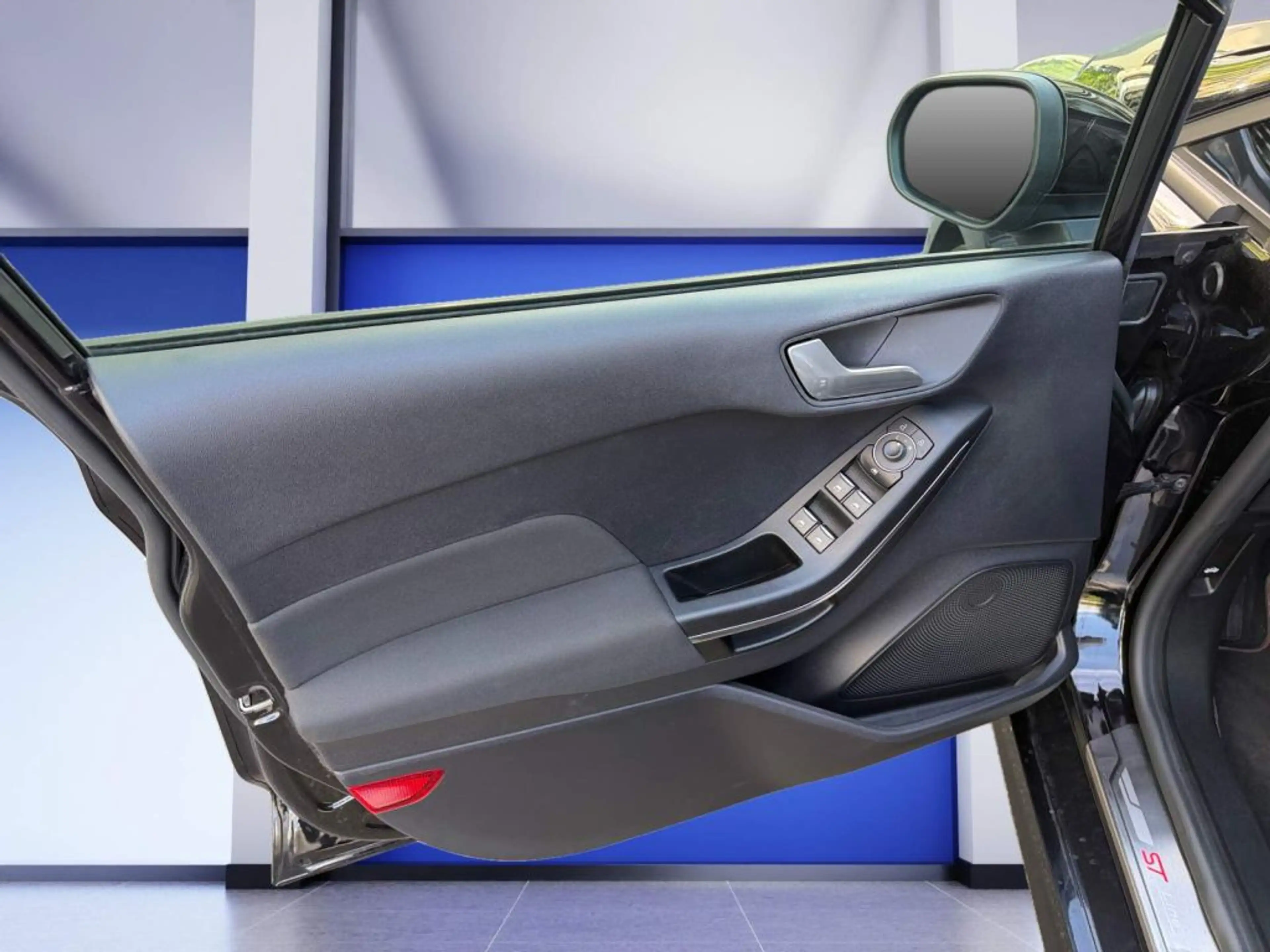 Ford Fiesta ST-Line 1.0 EcoBoost *LED*Styling-Pk*Winter-Pk* — photo 18