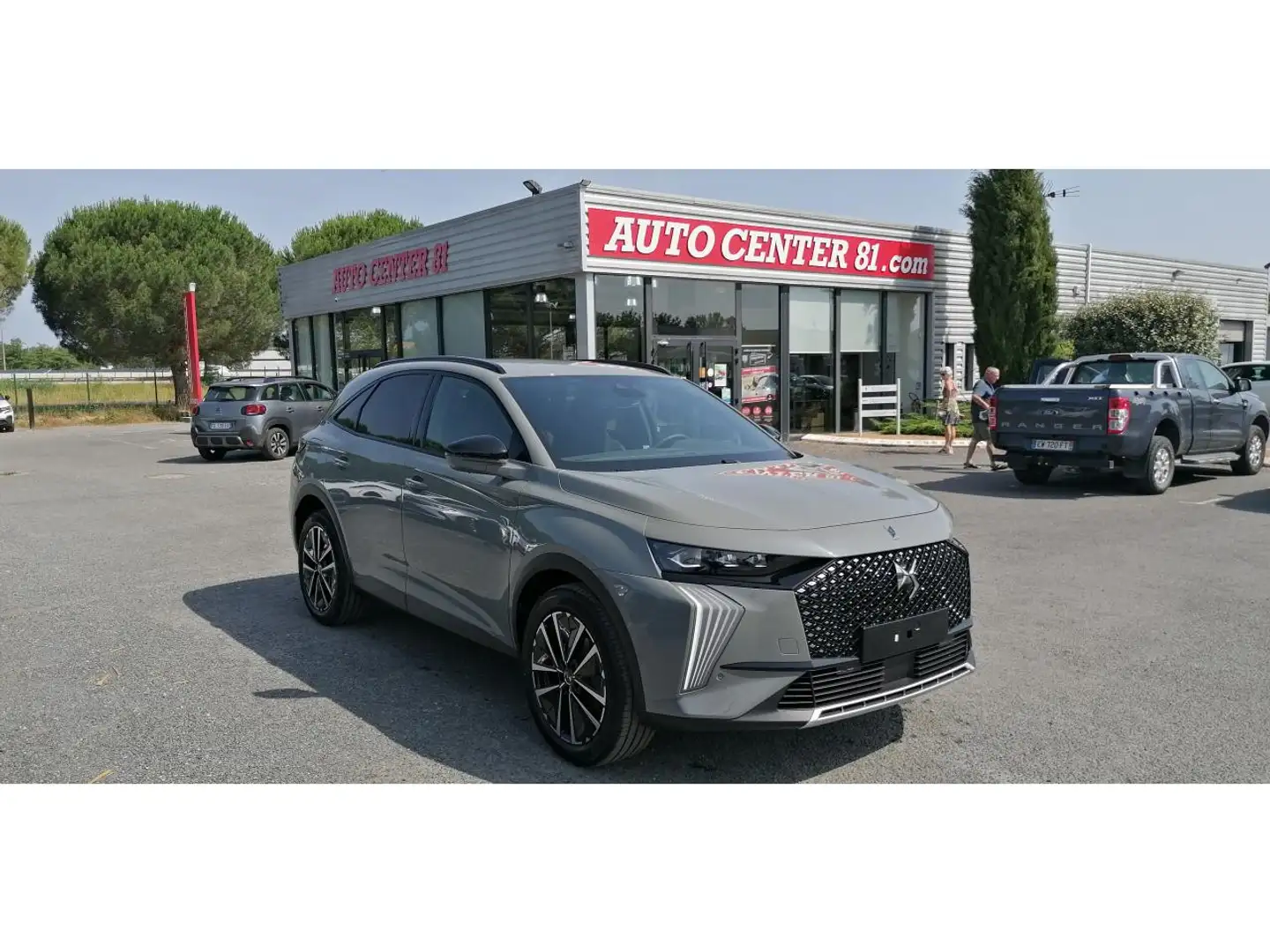 DS Automobiles DS 7 Crossback 1.5 BlueHDi 130 EAT8 Pallas +PK CONFORT HIFI FOCAL Gris - 1
