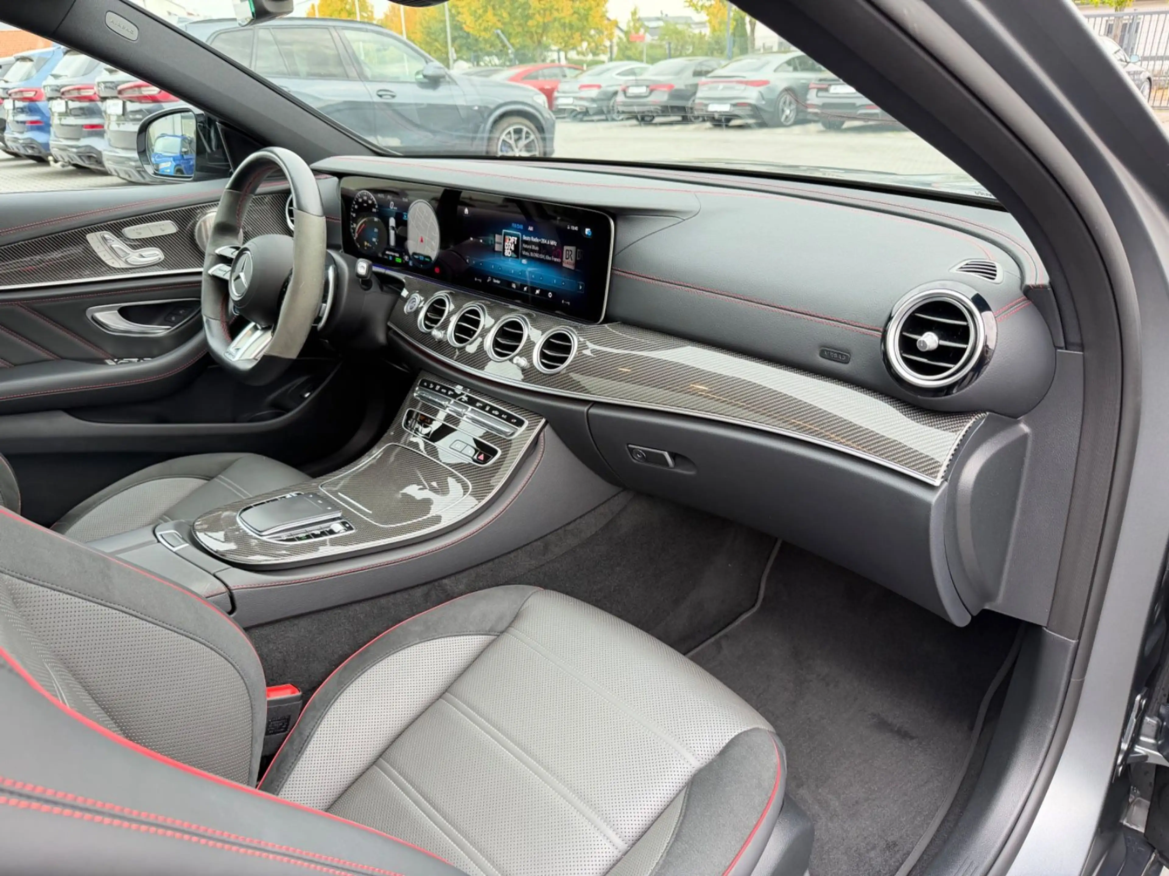 Mercedes-Benz E 53 AMG E53*AMG*4MATIC+*DESIGNO*360°ACC*HUD*LED*AHK*DAB* — photo 6