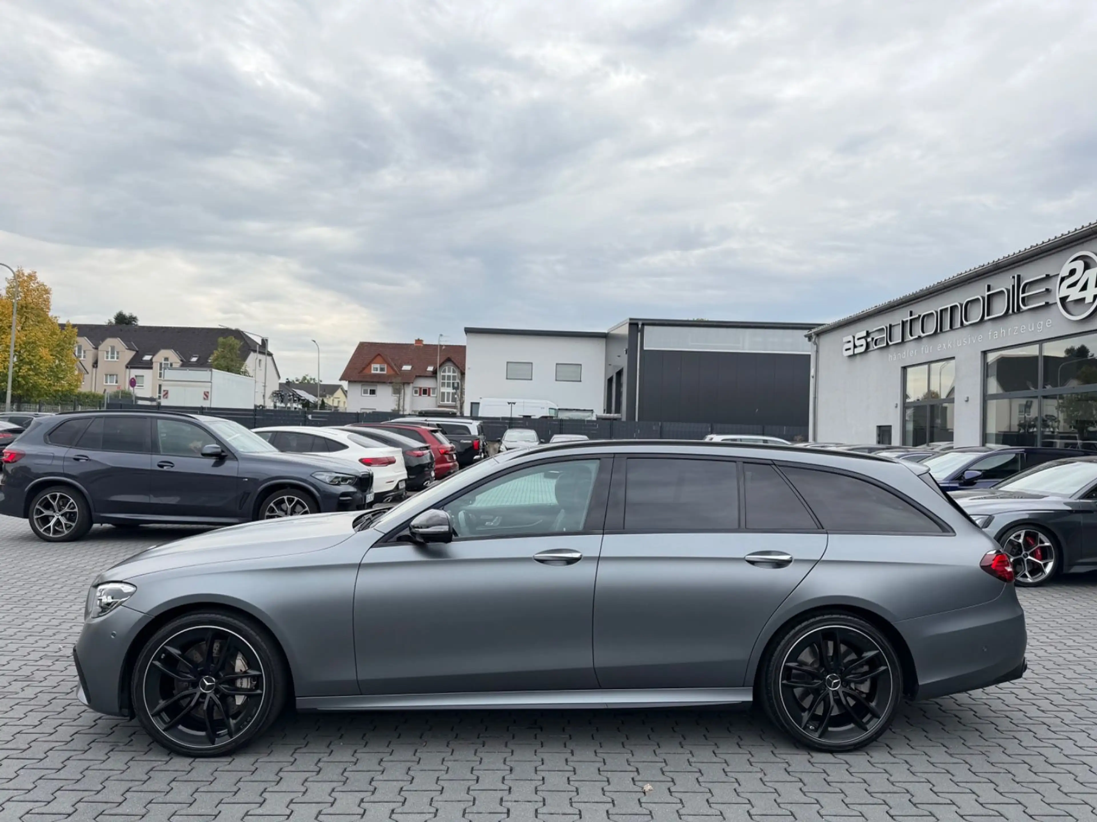 Mercedes-Benz E 53 AMG E53*AMG*4MATIC+*DESIGNO*360°ACC*HUD*LED*AHK*DAB* — photo 8