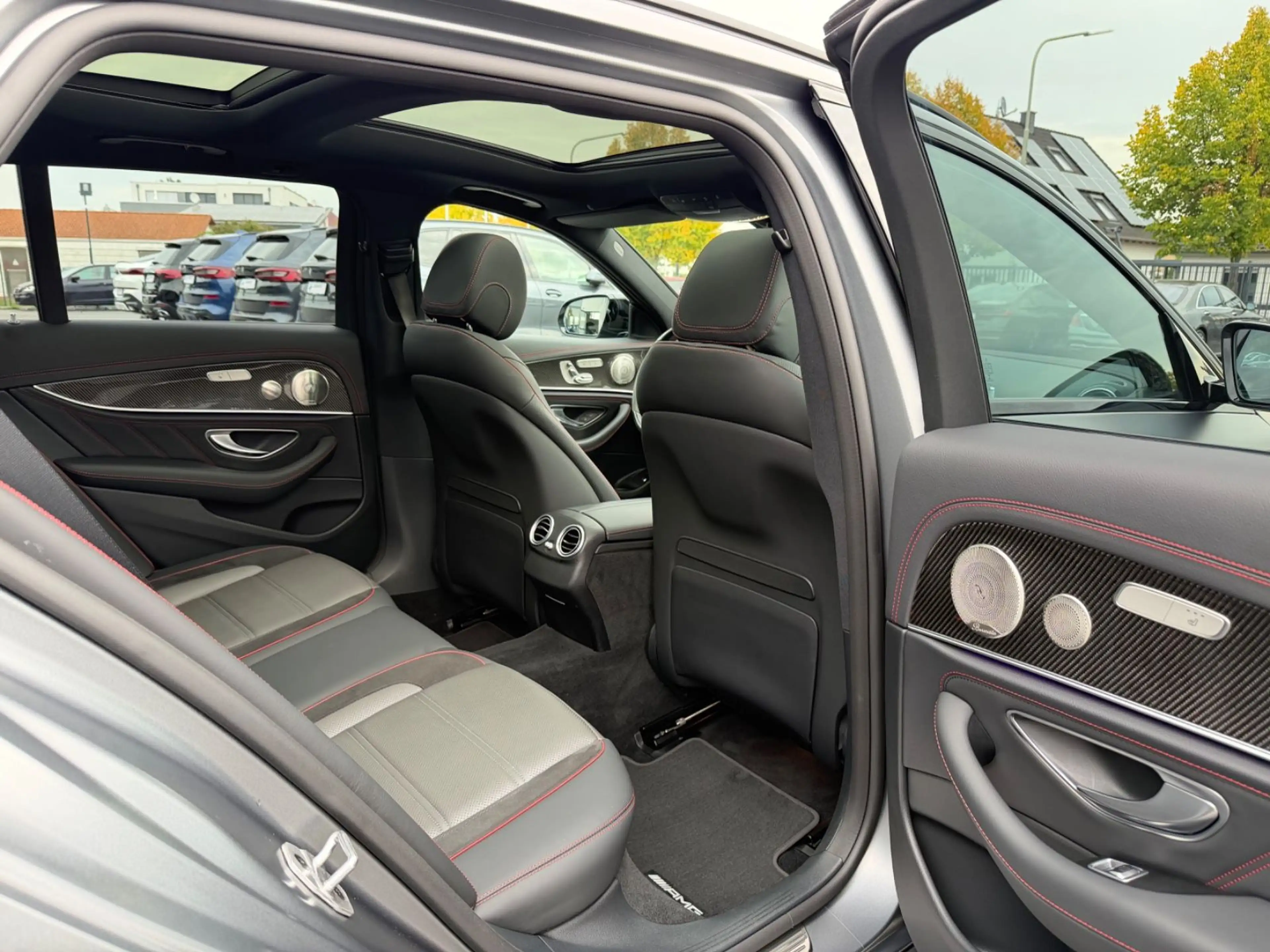 Mercedes-Benz E 53 AMG E53*AMG*4MATIC+*DESIGNO*360°ACC*HUD*LED*AHK*DAB* — photo 12