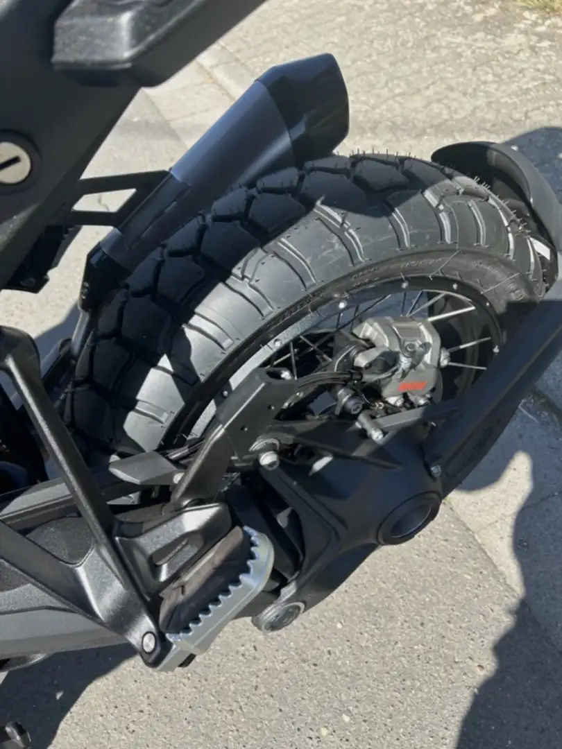 BMW R 1300 GS Fekete - 2