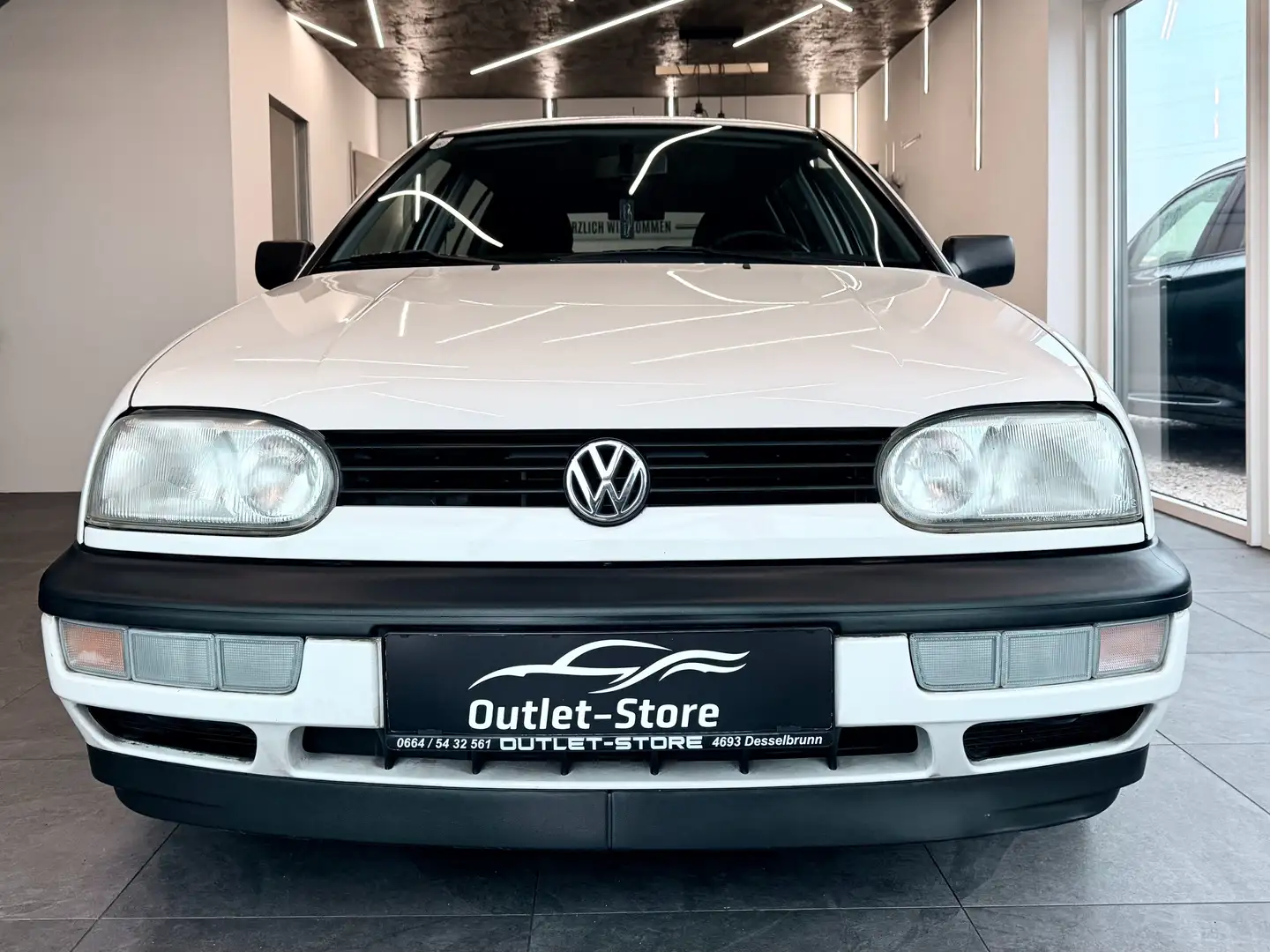 Volkswagen Golf CL*1.Besitz*NUR 18.000KM*Neuwertig*Sammlerzustand* Weiß - 2