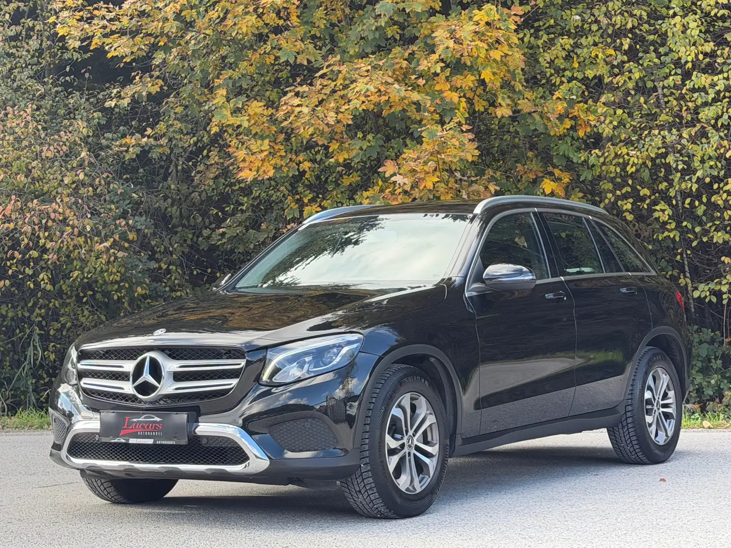 Mercedes-Benz GLC 220 d 4Matic Aut. *LED*NAVI*TOP* Zwart - 1