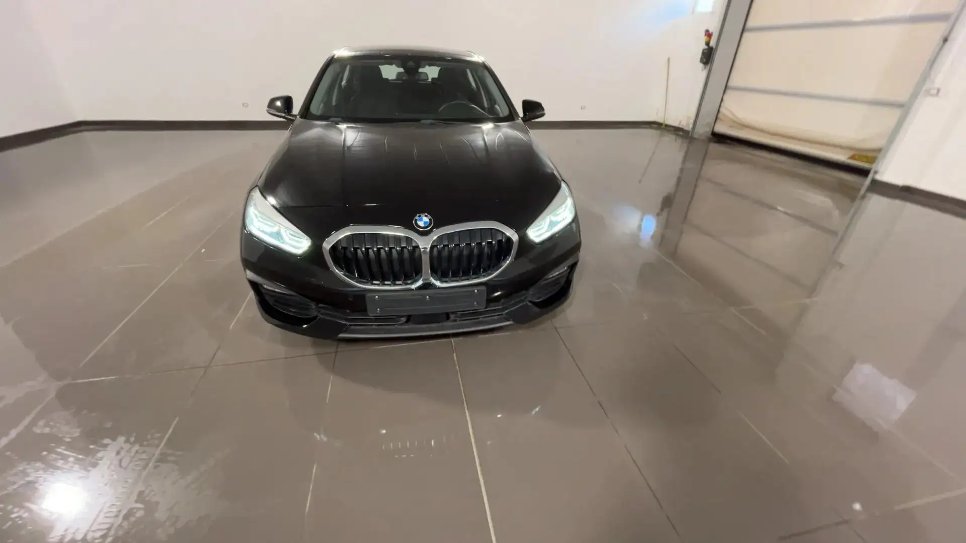 BMW 118 118i Business Advantage 136cv Schwarz - 2